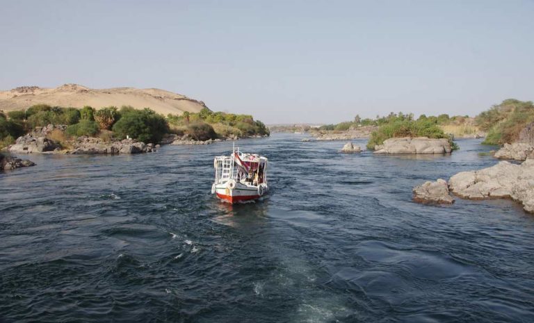 der-nil-der-fluss-als-lebensader-und-reiseziel-erdkunde-online